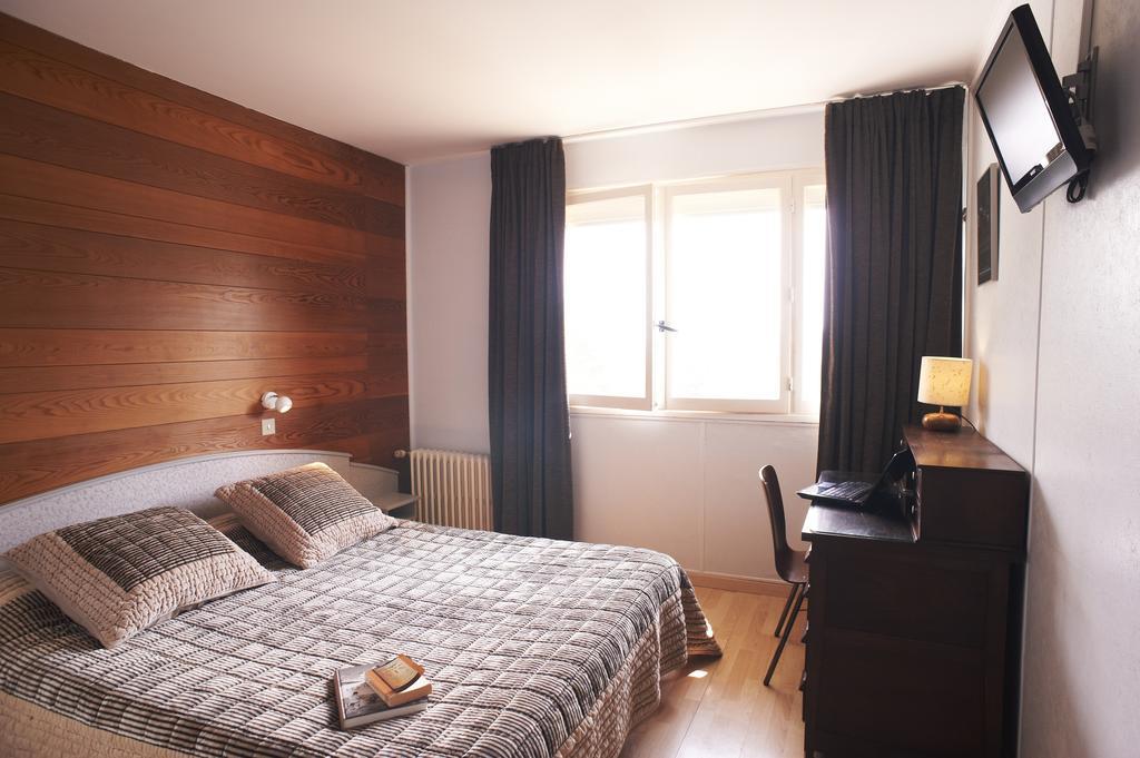 Hotel La Longue Vue Gennes-Val-de-Loire 部屋 写真